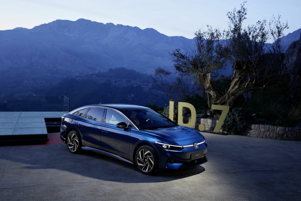 VW ID.7 – 700 km zasięgu z prądem