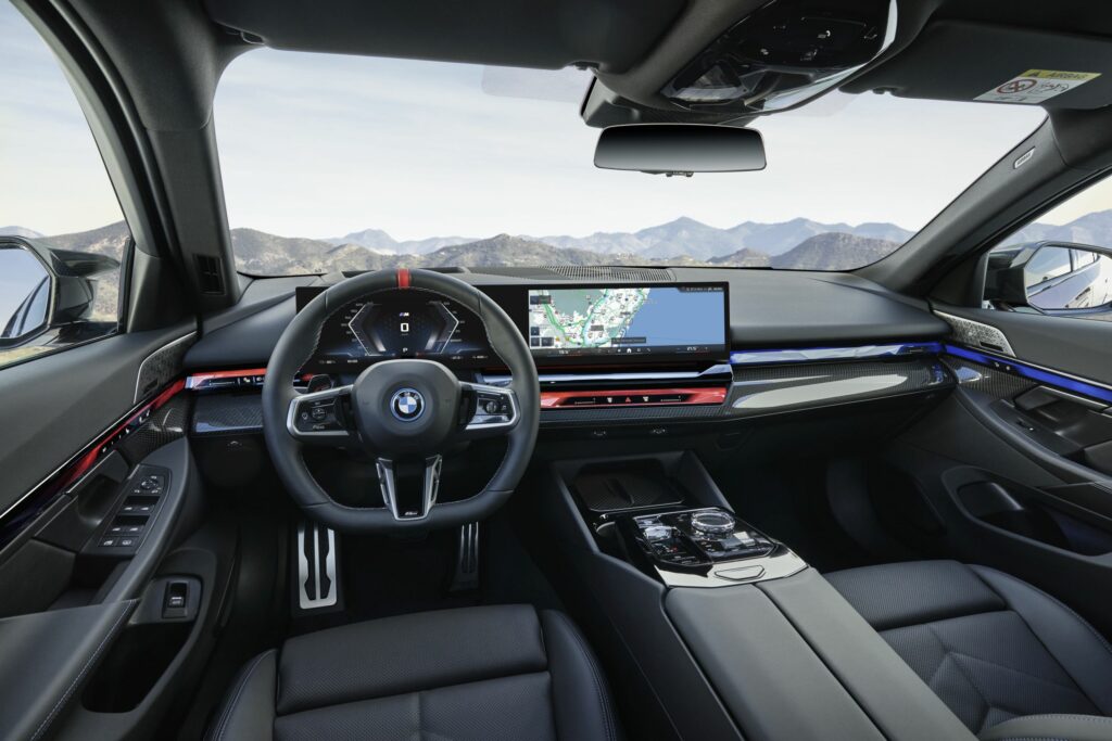 widok na przednią część kabiny nowego BMW serii 5