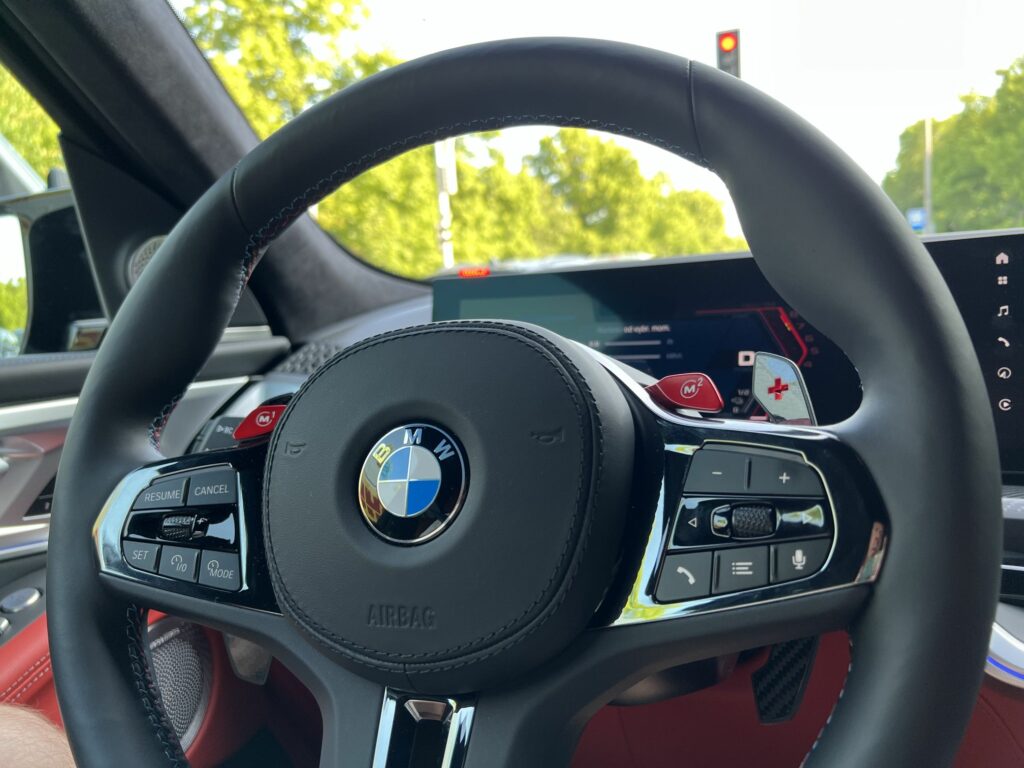 kierownica BMW XM