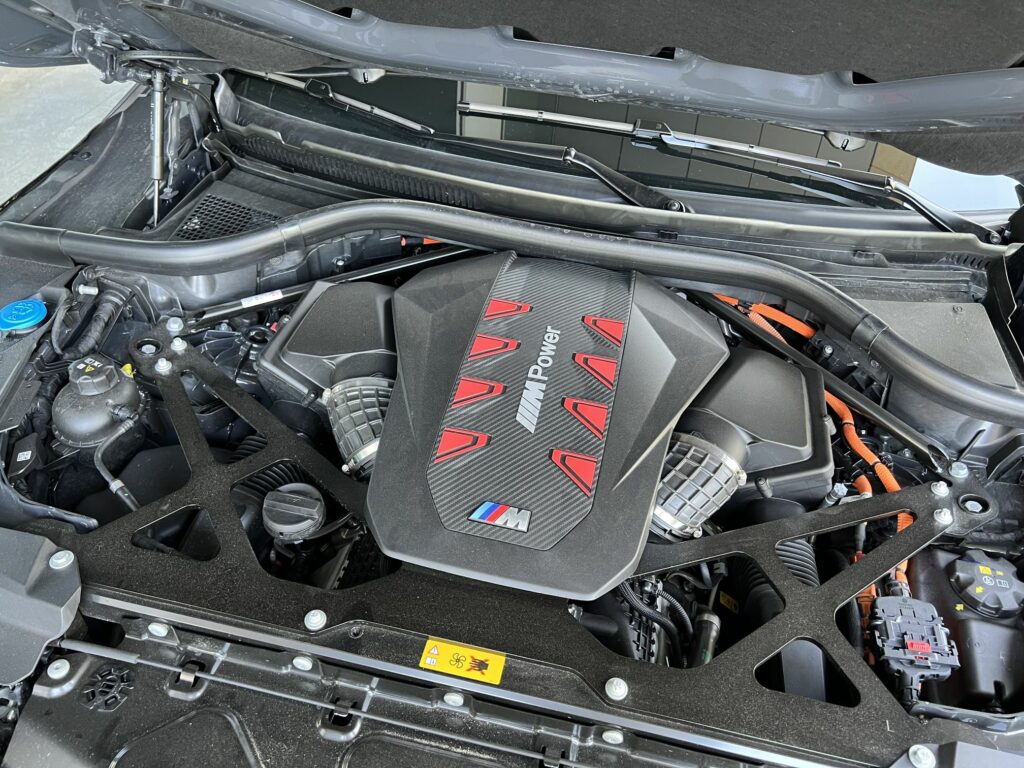 układ hybrydowy BMW XM