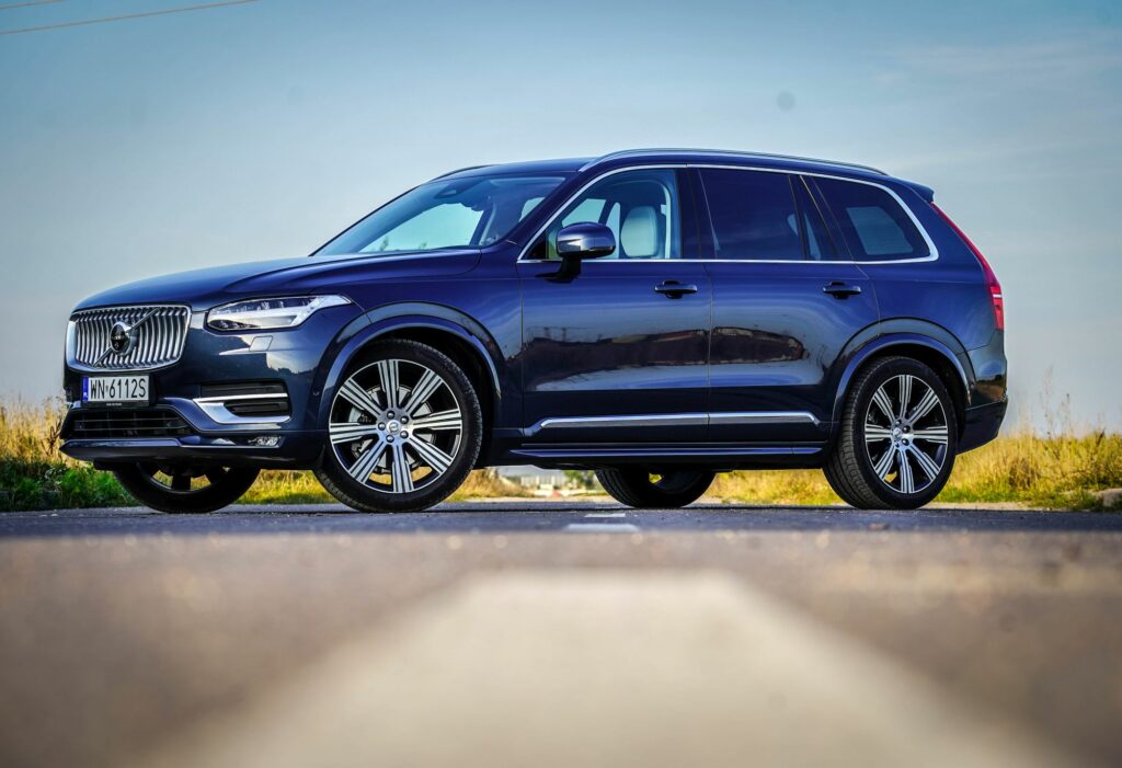 Volvo XC90 – diesel czy hybryda plug-in? Porównujemy