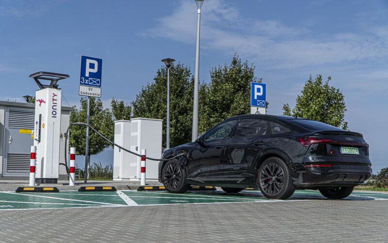 Ranking samochodów elektrycznych 2026 - TOP 10 najlepszych EV – automotyw.com