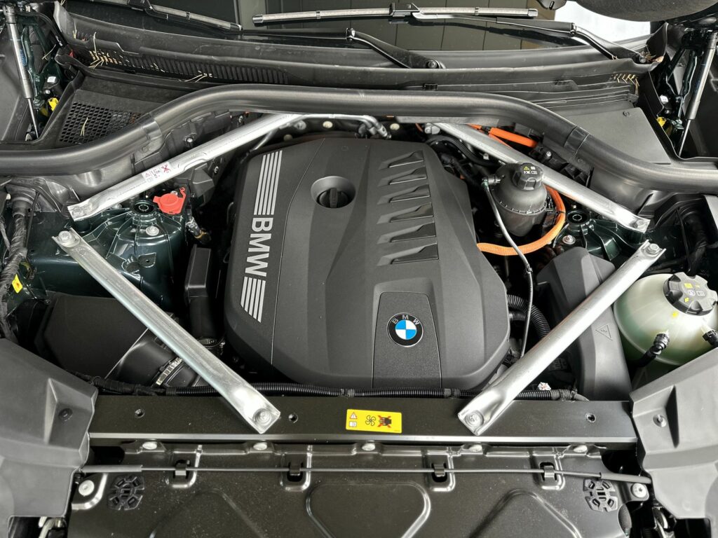 BMW hybryda plug-in