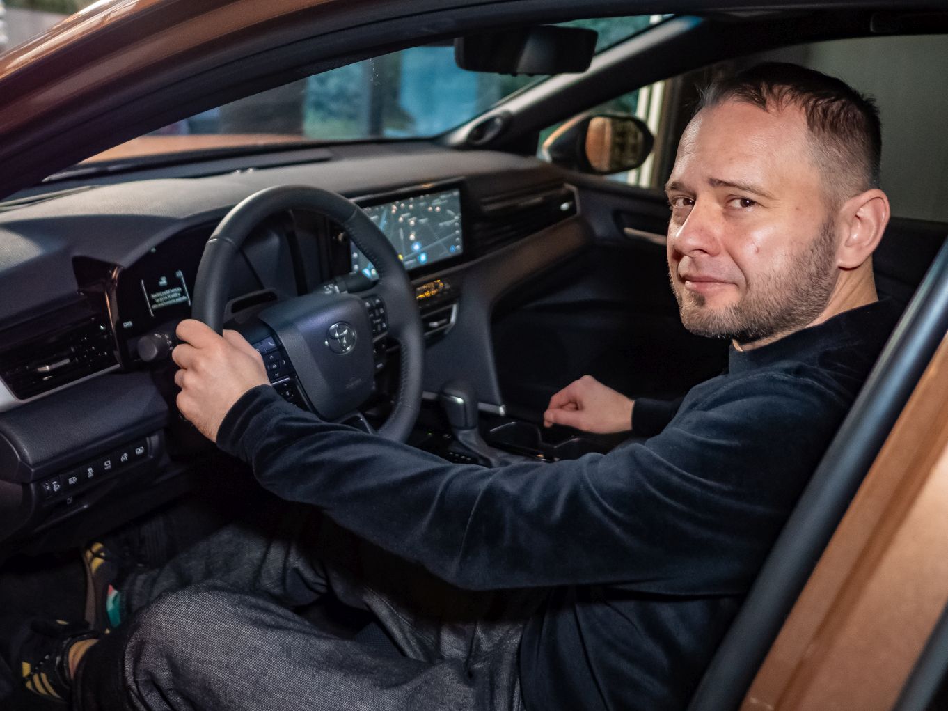 Toyota Camry IX generacji. Jakie zmiany przeszedł japoński sedan?