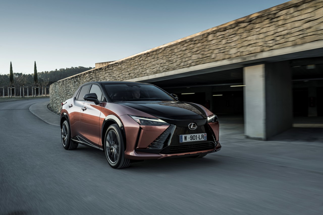 Lexus RZ najbardziej zielonym autem według Consumer Reports