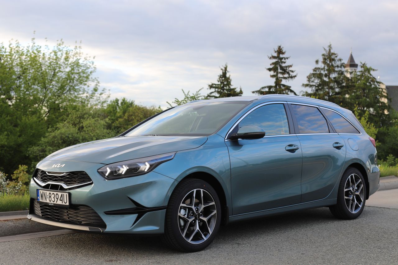 Kia Ceed Tribute – limitowana wersja. Warto ją kupić?