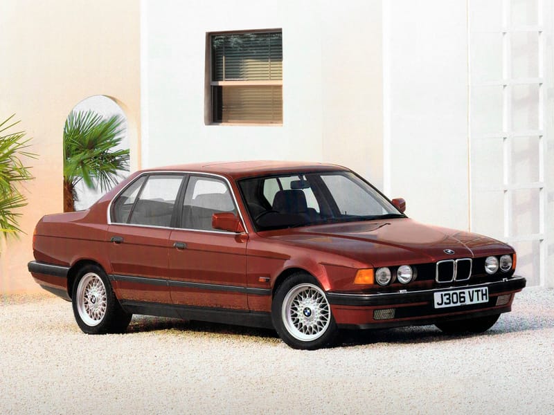 BMW Seria 7 E32 Sedan