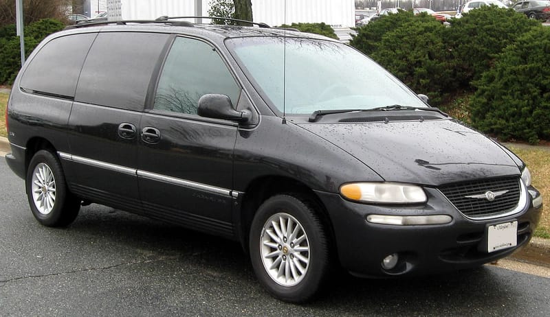 Chrysler Town and Country III Van