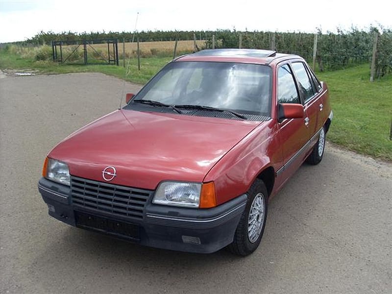 Opel Kadett E Sedan